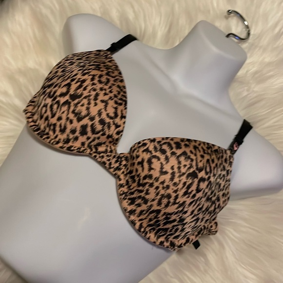 Victoria's Secret Animal Print Demi Cup Underwire Bra - Picture 9 of 16